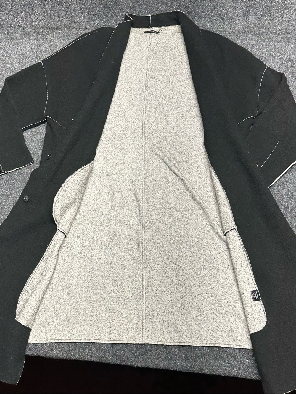 Long black wool coat Stella Carakasi minimalist luxury lagenlook chic clean - Picture 5 of 10